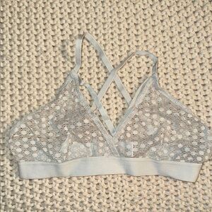 Elegant Lace Bralette - Light Gray